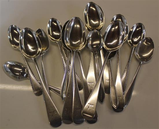 8 x Victorian silver teaspoons, 6 silver coffee spoons and 5 feather edge teaspoons